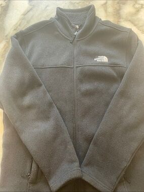 The North Face Black Full-Zip Fleece Performance Jacket